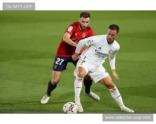 佩莱格里诺客场3球成帕尔马保级关键先生